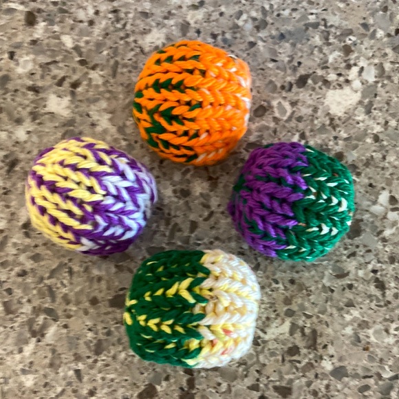 FreshQTY 4 100% organic catnip hand knit toys hand crafted 100% cotton materials - Picture 6 of 7